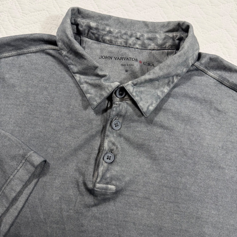 John Varvatos USA Gray Short Sleeve Button Neck Polo Shirt Men's Size M Casual